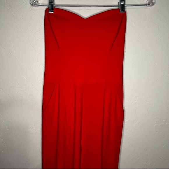 Bebe x Naven Elegant Red Strapless Sweetheart Front Slits Jumpsuit - Picture 3 of 9
